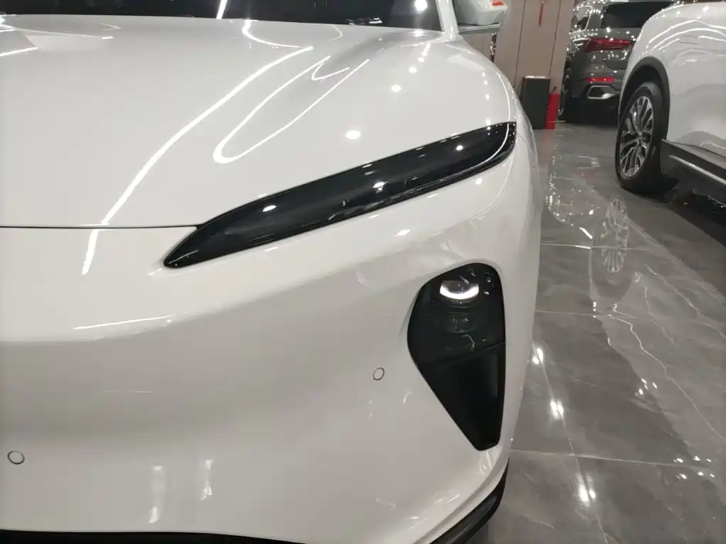 NIO ET5T — миниатюра 24