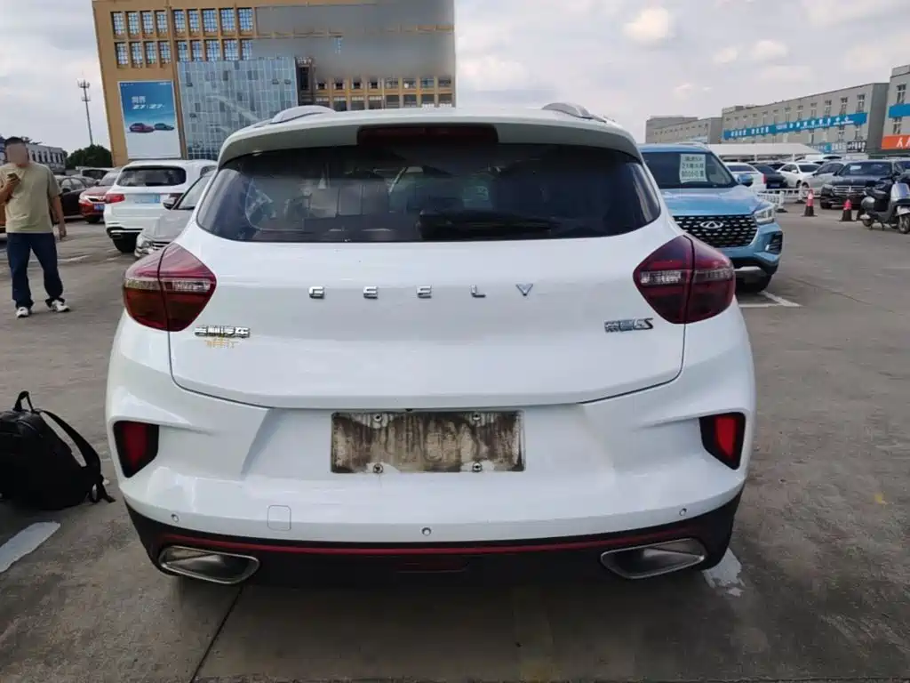 Geely Emgrand GS — миниатюра 6