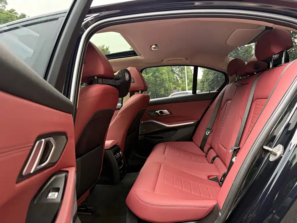 BMW 3 Series — миниатюра 7