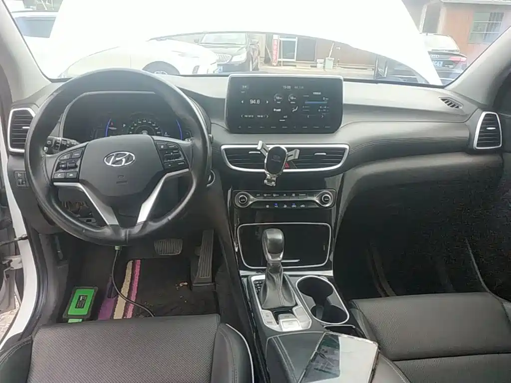 Hyundai Tucson — миниатюра 10