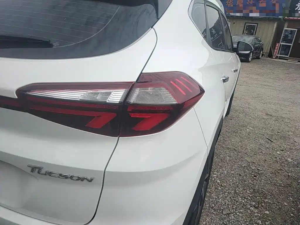 Hyundai Tucson — миниатюра 8