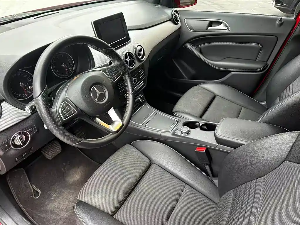 MERCEDES-BENZ B CLASS