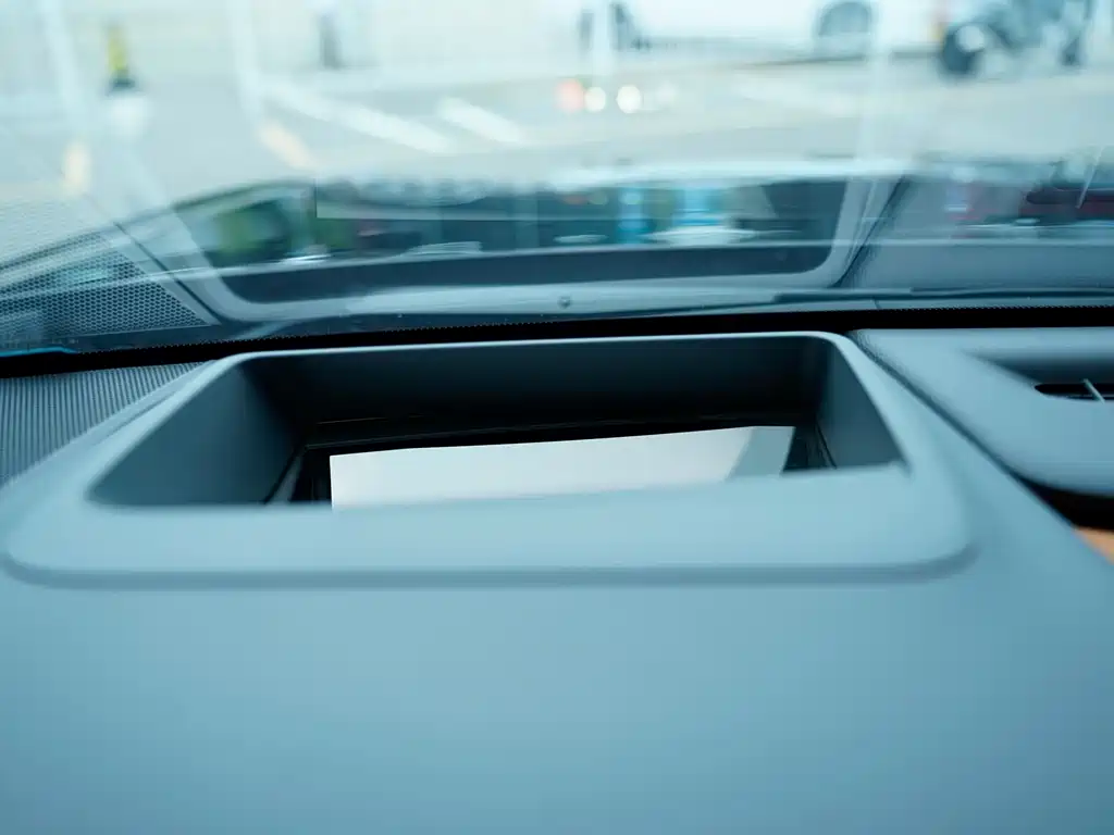 TOYOTA CROWN SPORTCROSS