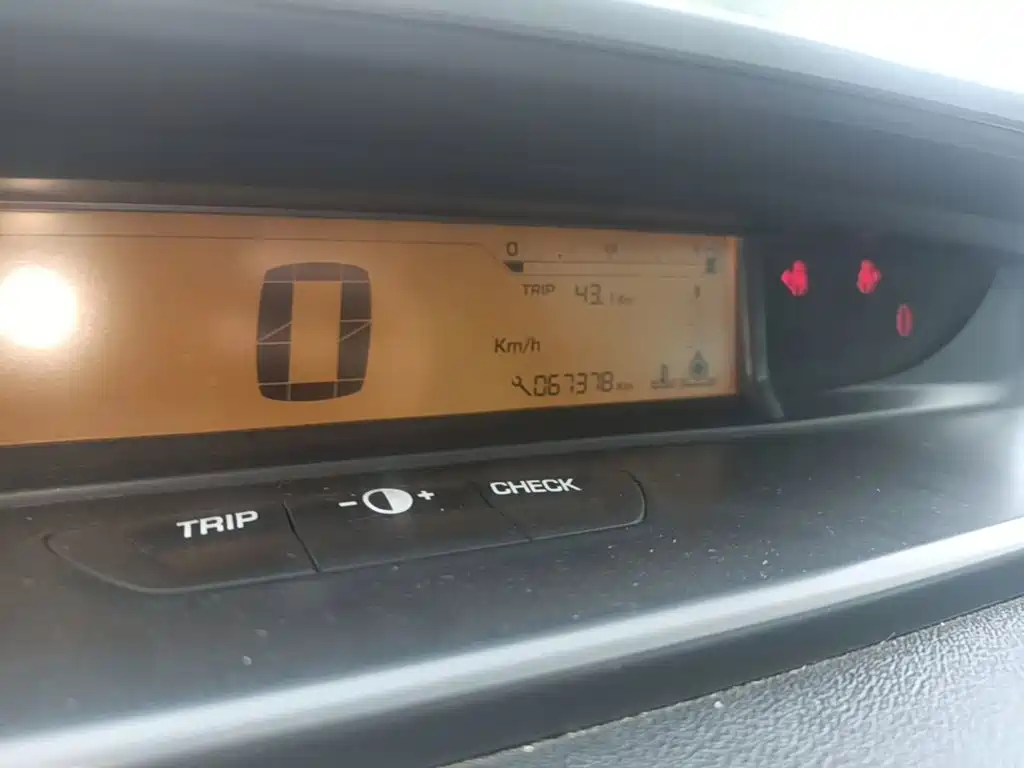 Citroen C-Quatre — миниатюра 17