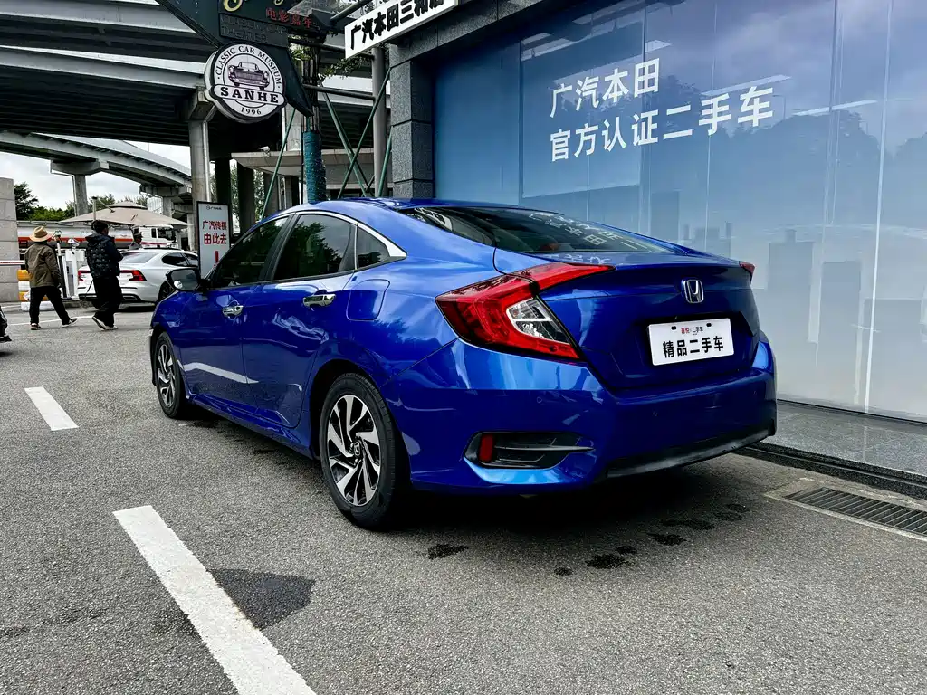Honda Civic — миниатюра 6