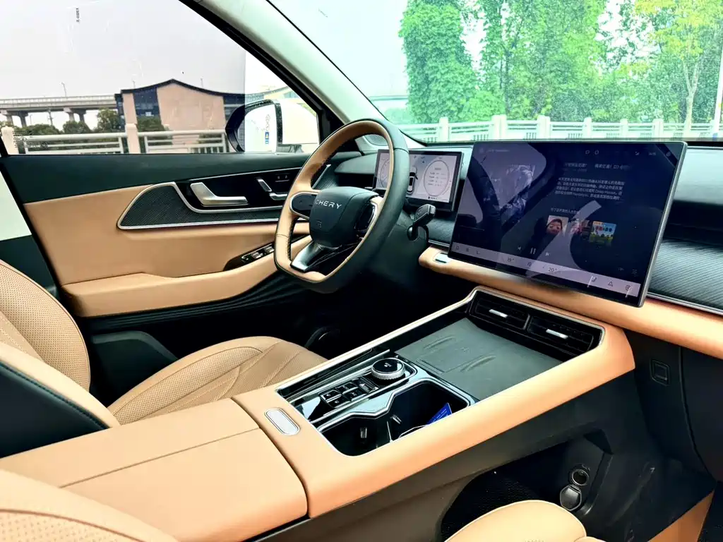 Chery Tiggo 8L — миниатюра 14