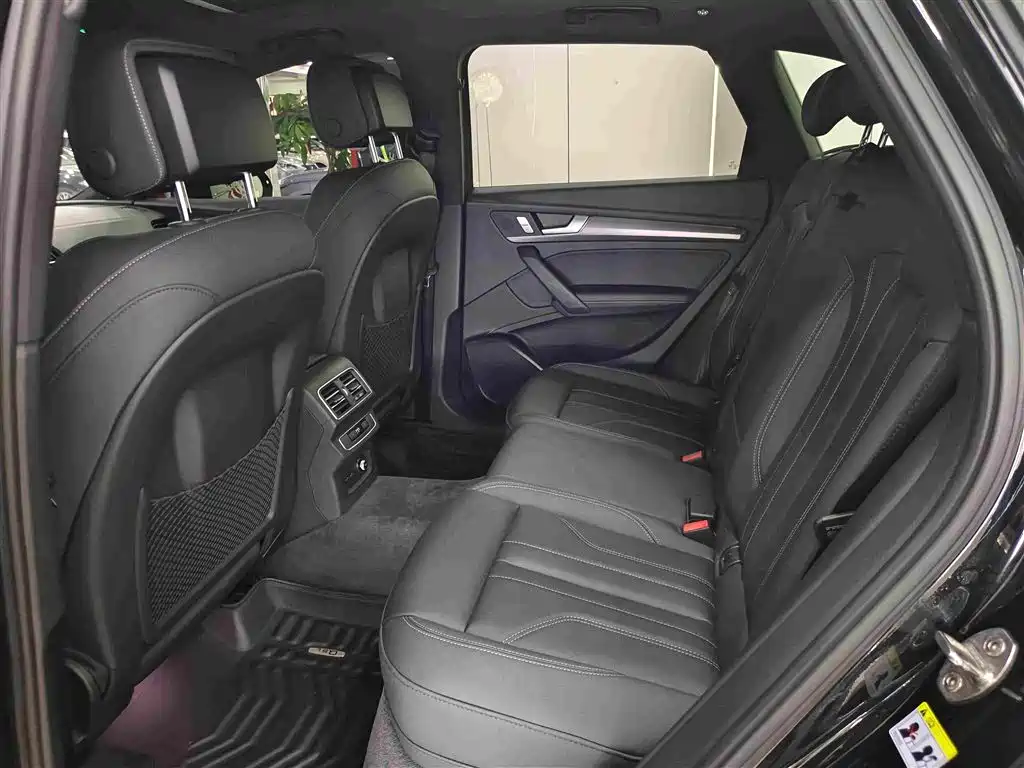 Audi Q5L — миниатюра 5