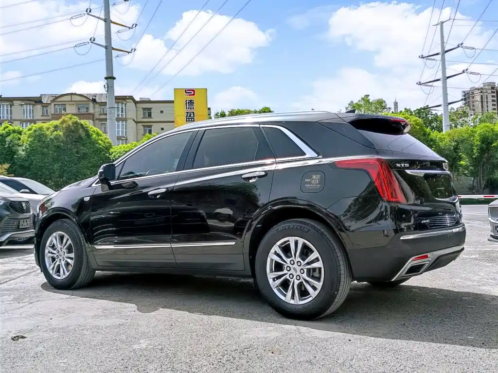 Cadillac XT5 2021 2.0T Luxury
