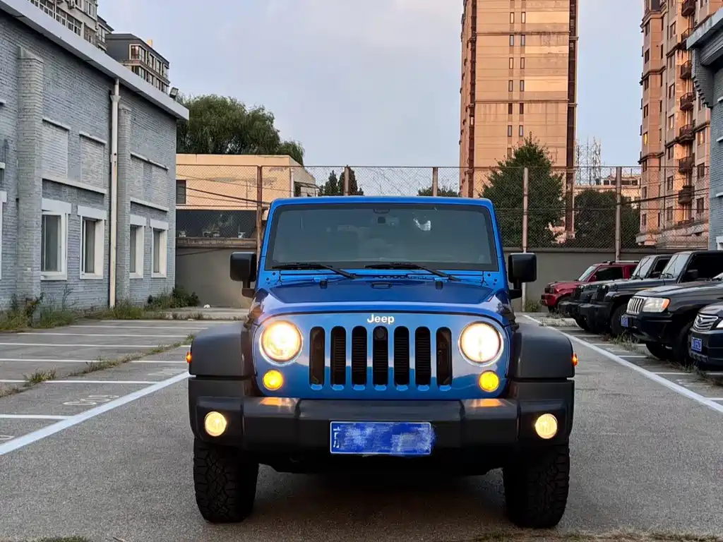 Jeep Wrangler — миниатюра 2