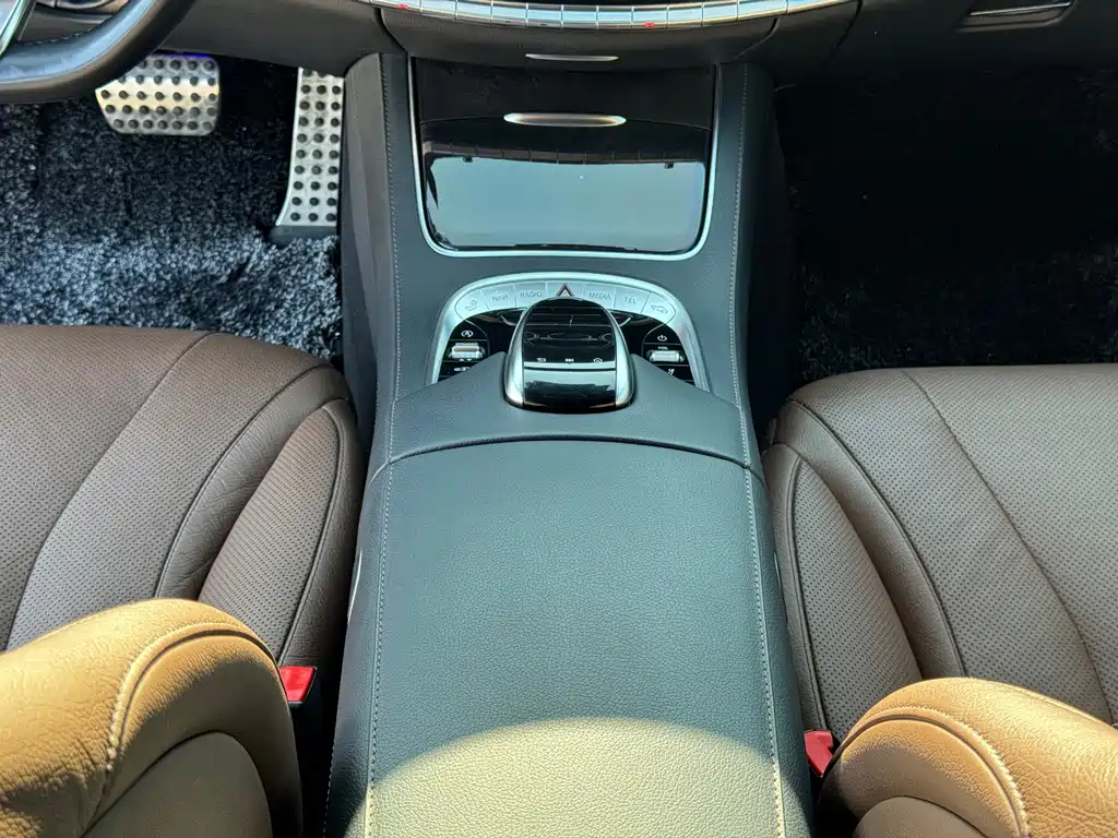 Mercedes-Benz S-Class — миниатюра 22
