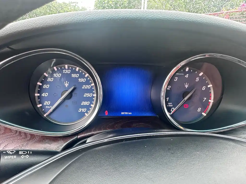 Maserati Quattroporte — миниатюра 13