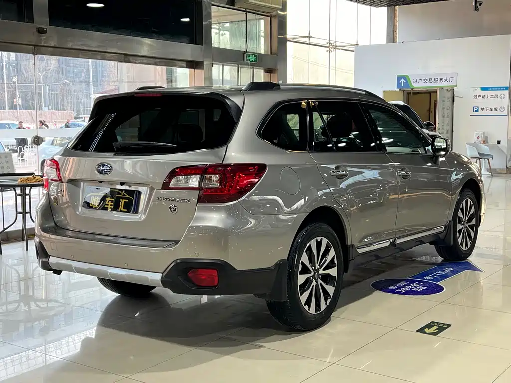SUBARU OUTBACK