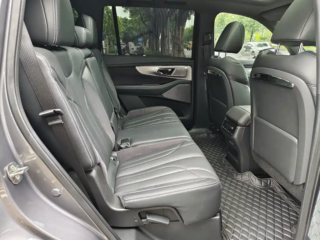GAC Motor Trumpchi ES9 — миниатюра 21