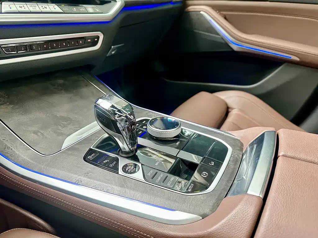 BMW X5 (Import) — миниатюра 13