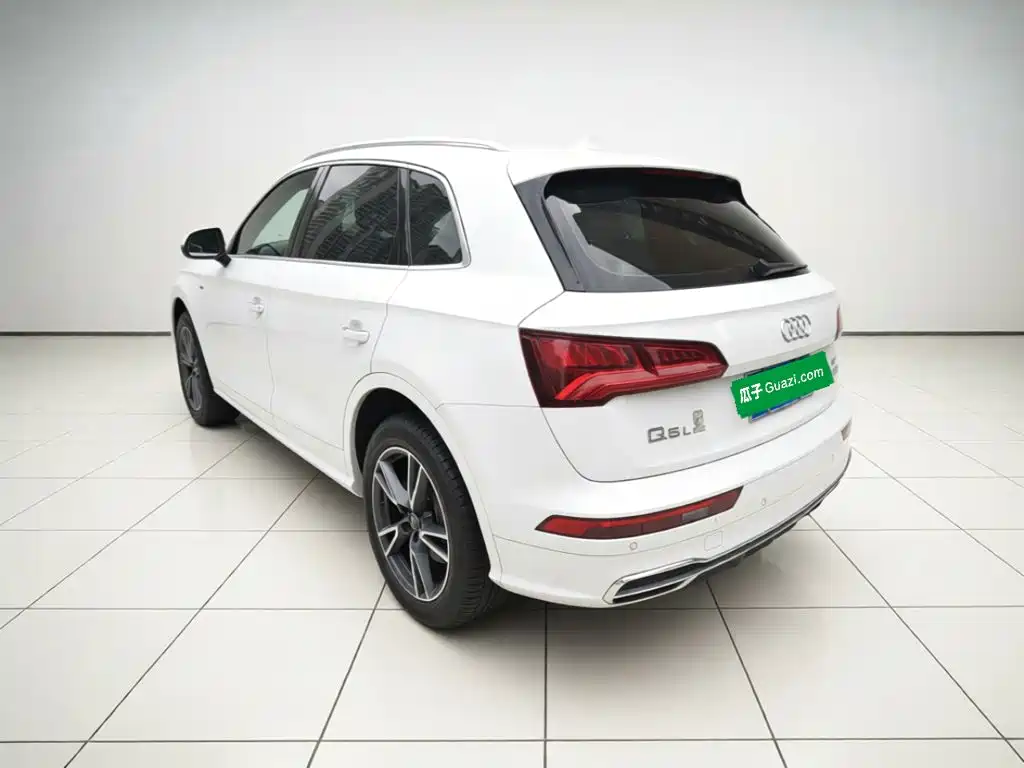 Audi Q5L — миниатюра 25