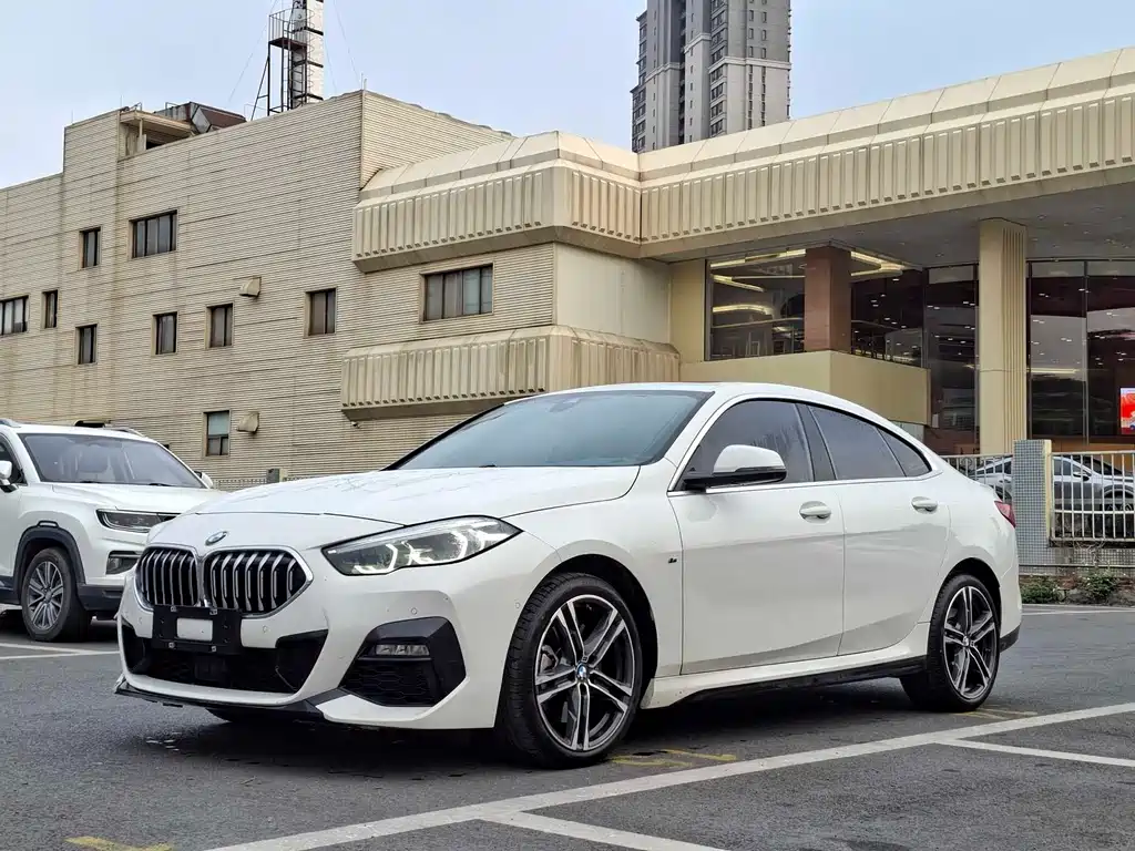 BMW 2 SERIES