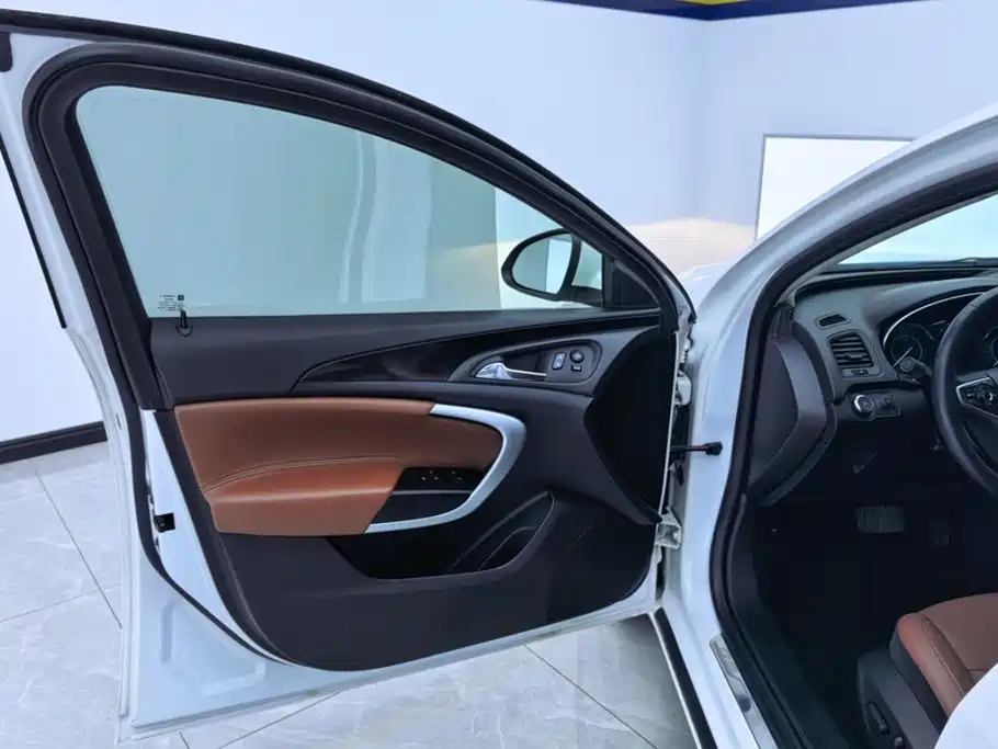 Buick Regal — миниатюра 7