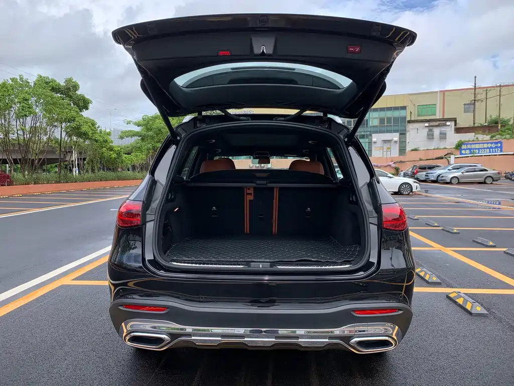Mercedes-Benz GLC 2026 GLC 260 L 4MATIC