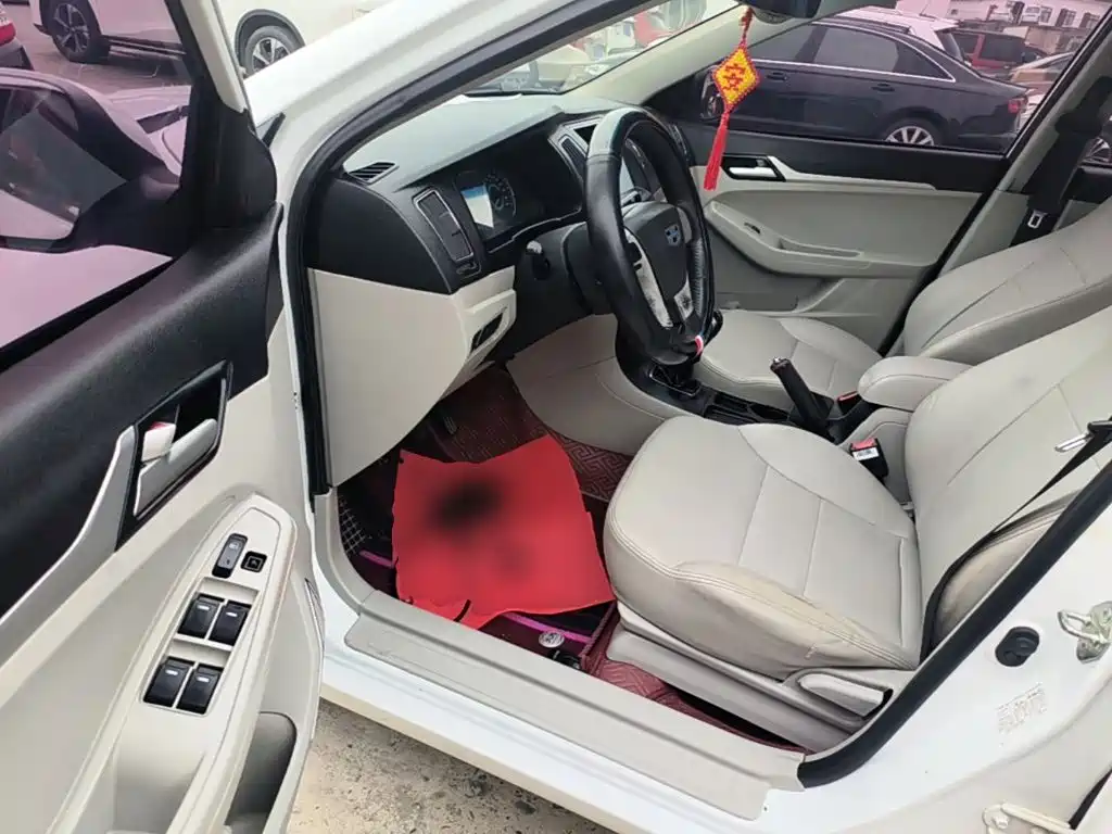 Geely Vision — миниатюра 16
