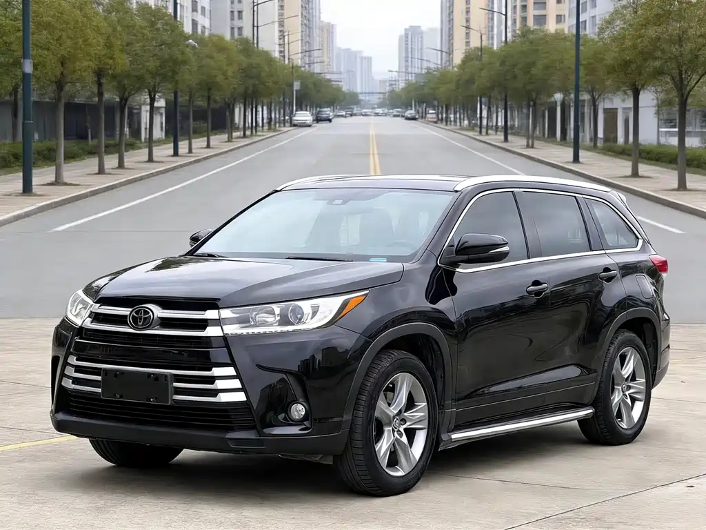 TOYOTA HIGHLANDER