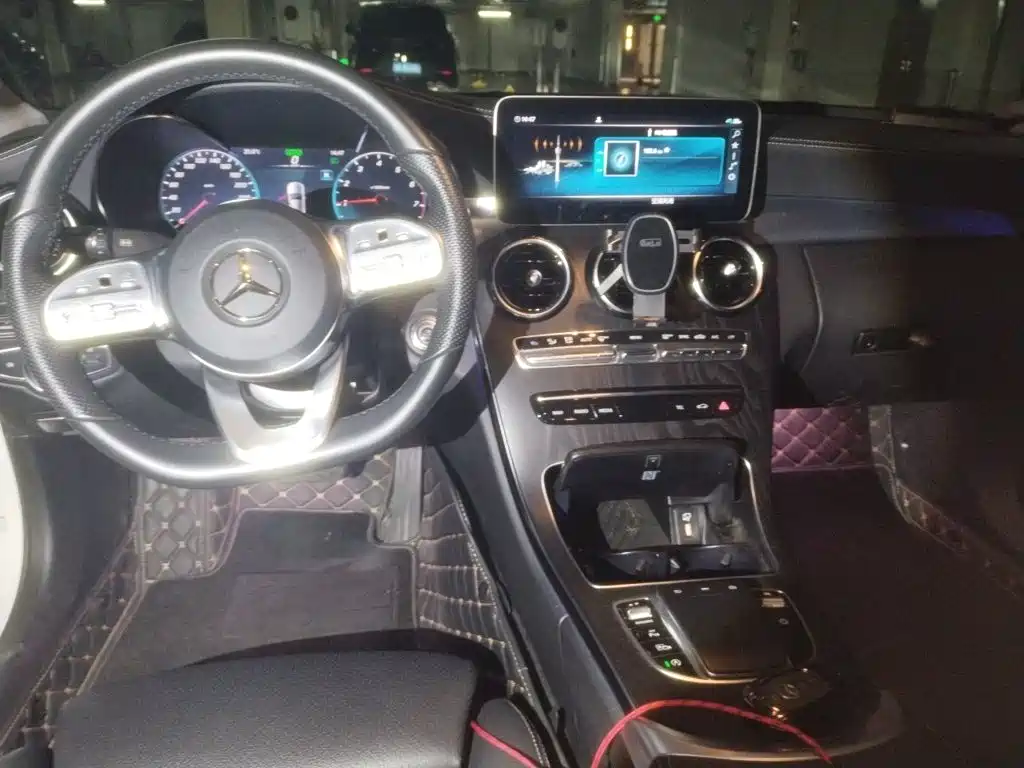 Mercedes-Benz C-Class — миниатюра 10