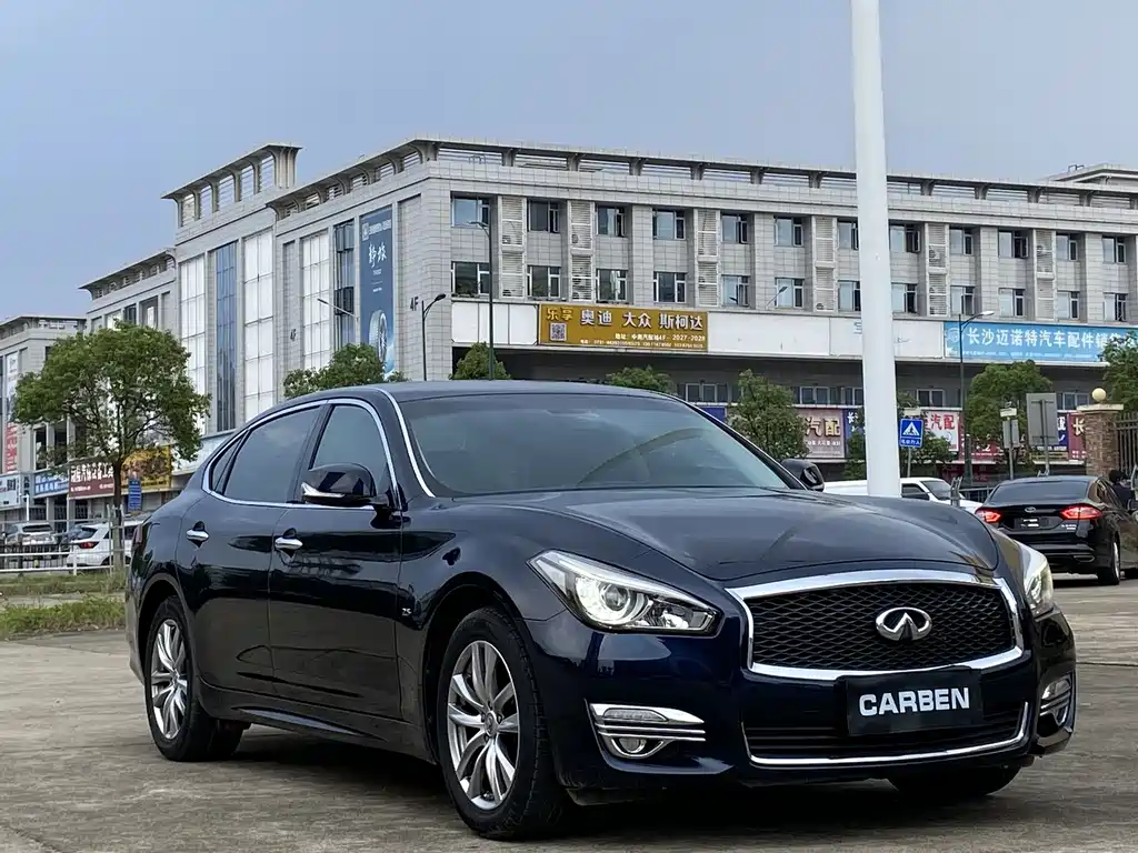 Infiniti Q70 — миниатюра 3
