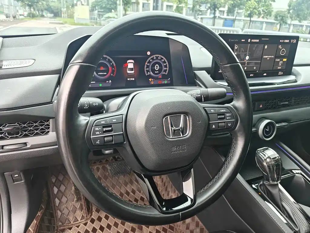 Honda Accord — миниатюра 18