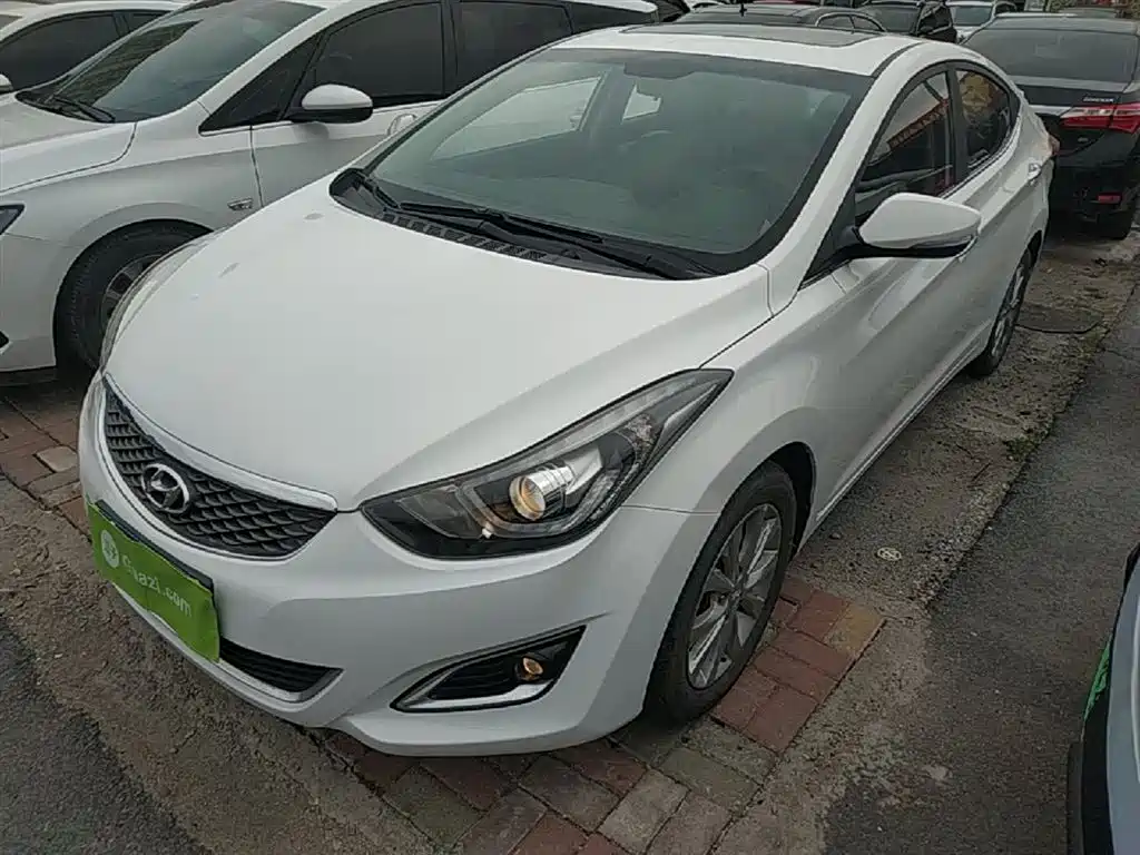 Hyundai Elantra Langdong 2016