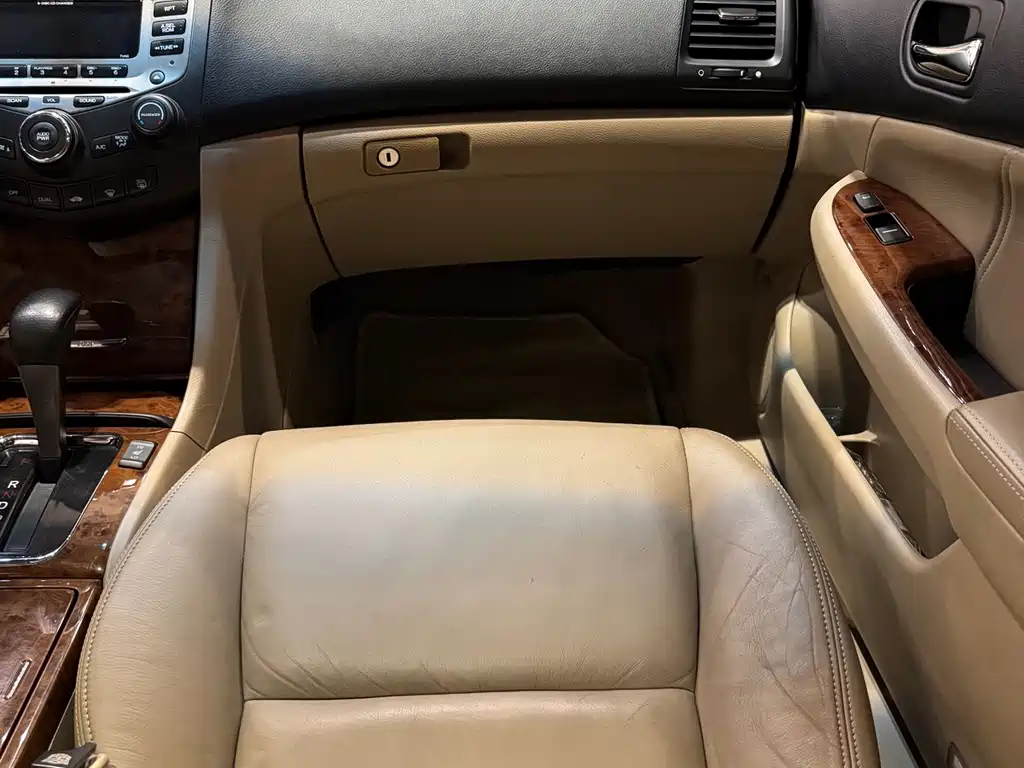 Honda Accord — миниатюра 14