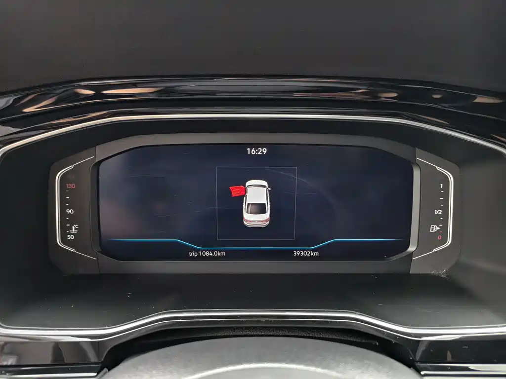 Volkswagen Sagitar — миниатюра 9