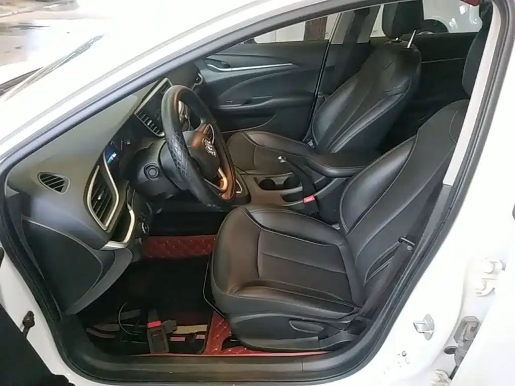 Buick Excelle — миниатюра 15