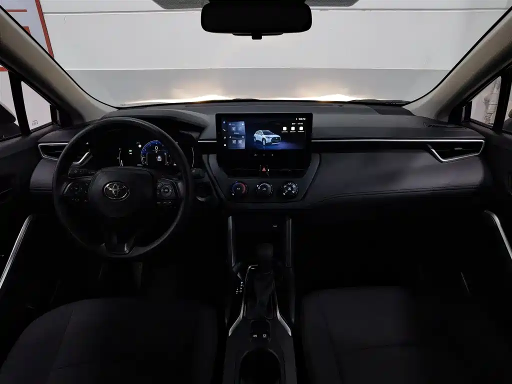 Toyota Corolla id 4589403 из Китая 8
