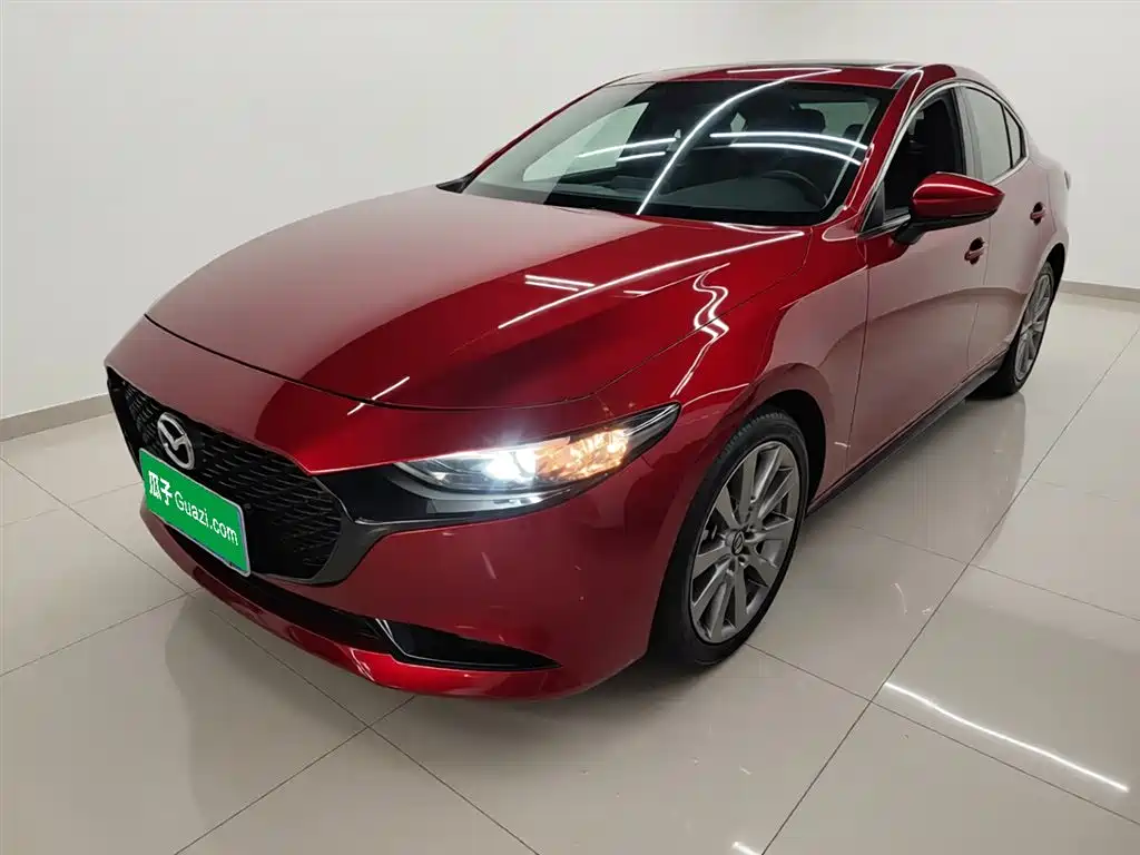Mazda 3 Axela 2022