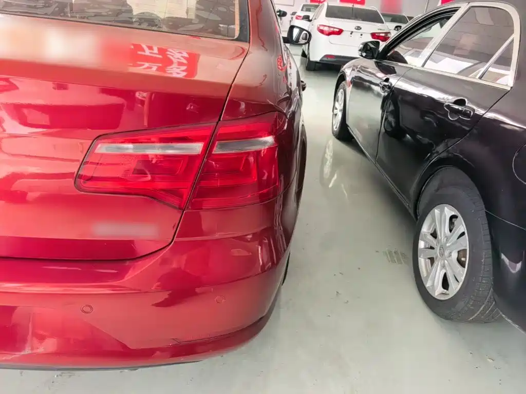Volkswagen Bora — миниатюра 8