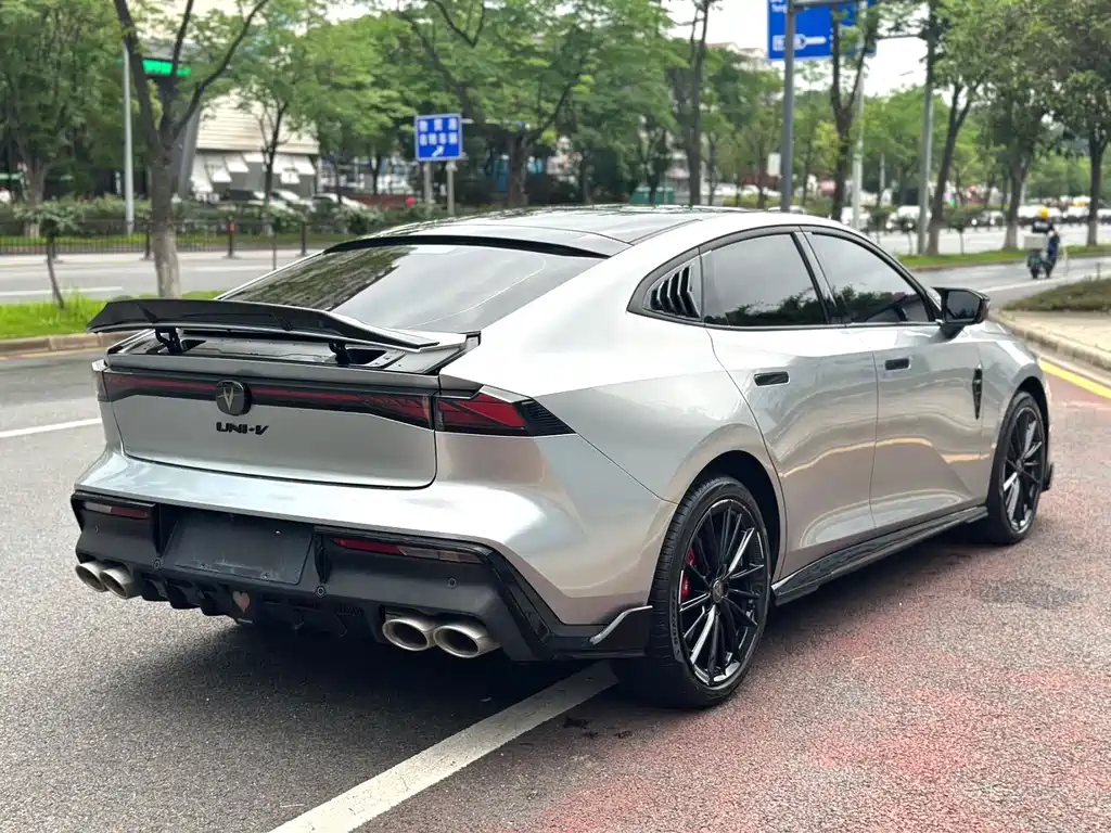 Changan UNI-V — миниатюра 8