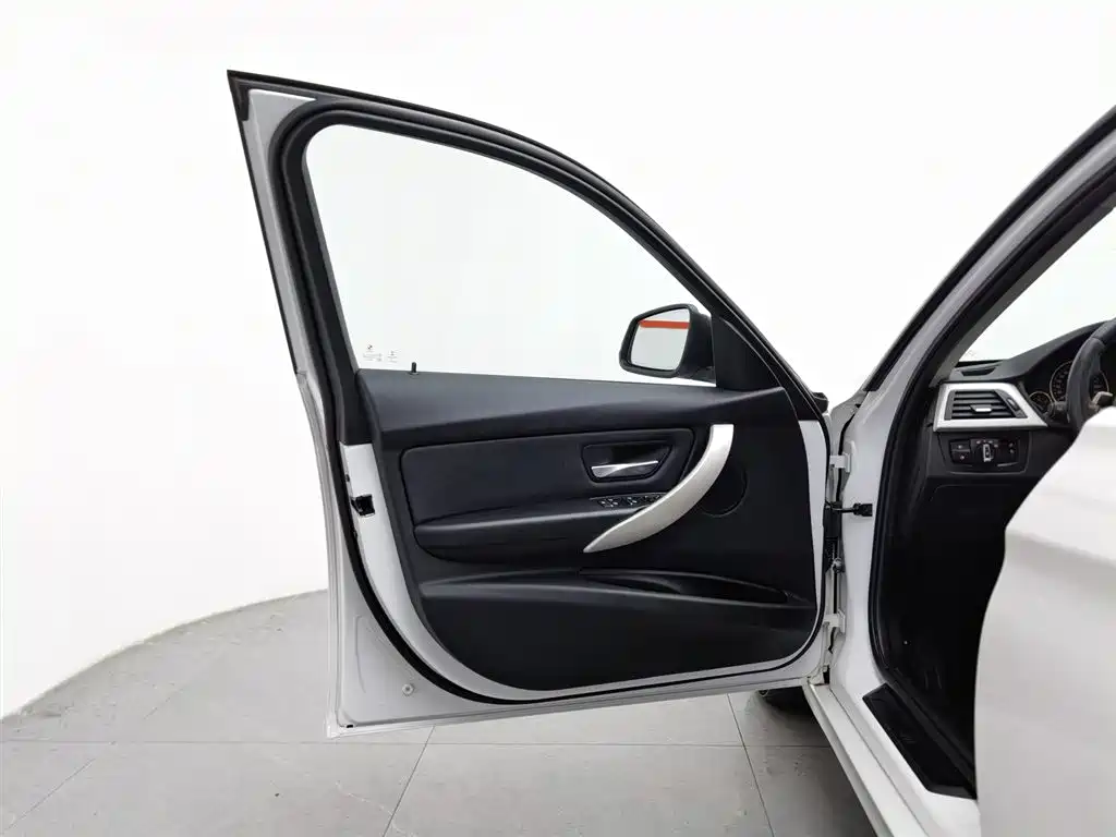 BMW 3 Series 3 2016 320i Fashion