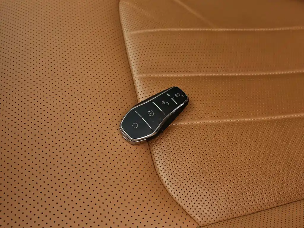 BYD Han L — миниатюра 13