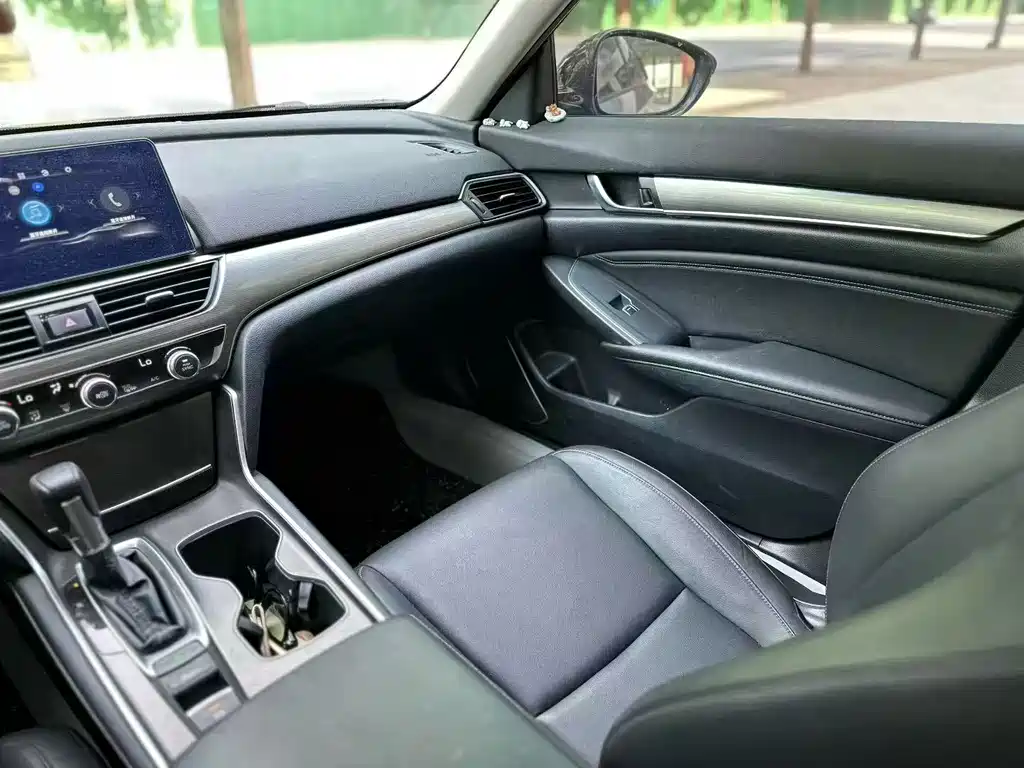 Honda Accord 2022 260TURBO Luxury