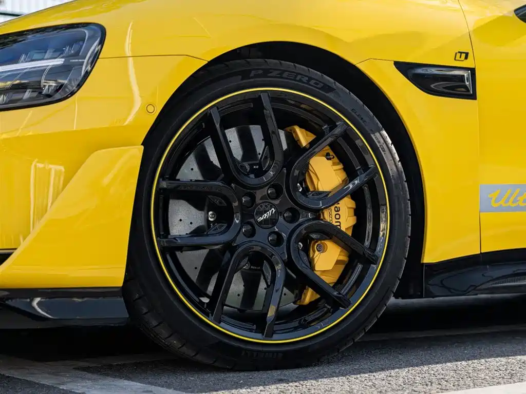 XIAOMI CAR XIAOMI SU7 ULTRA