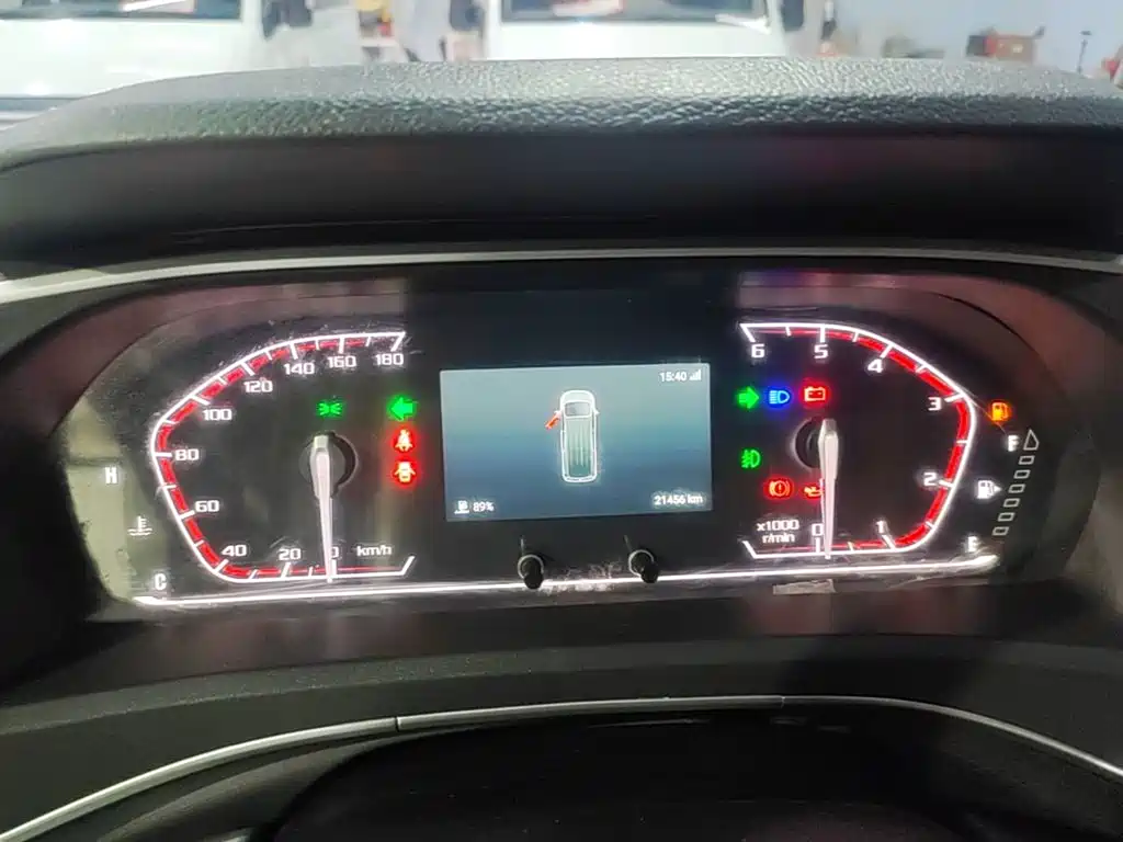 MAXUS V80 — миниатюра 12