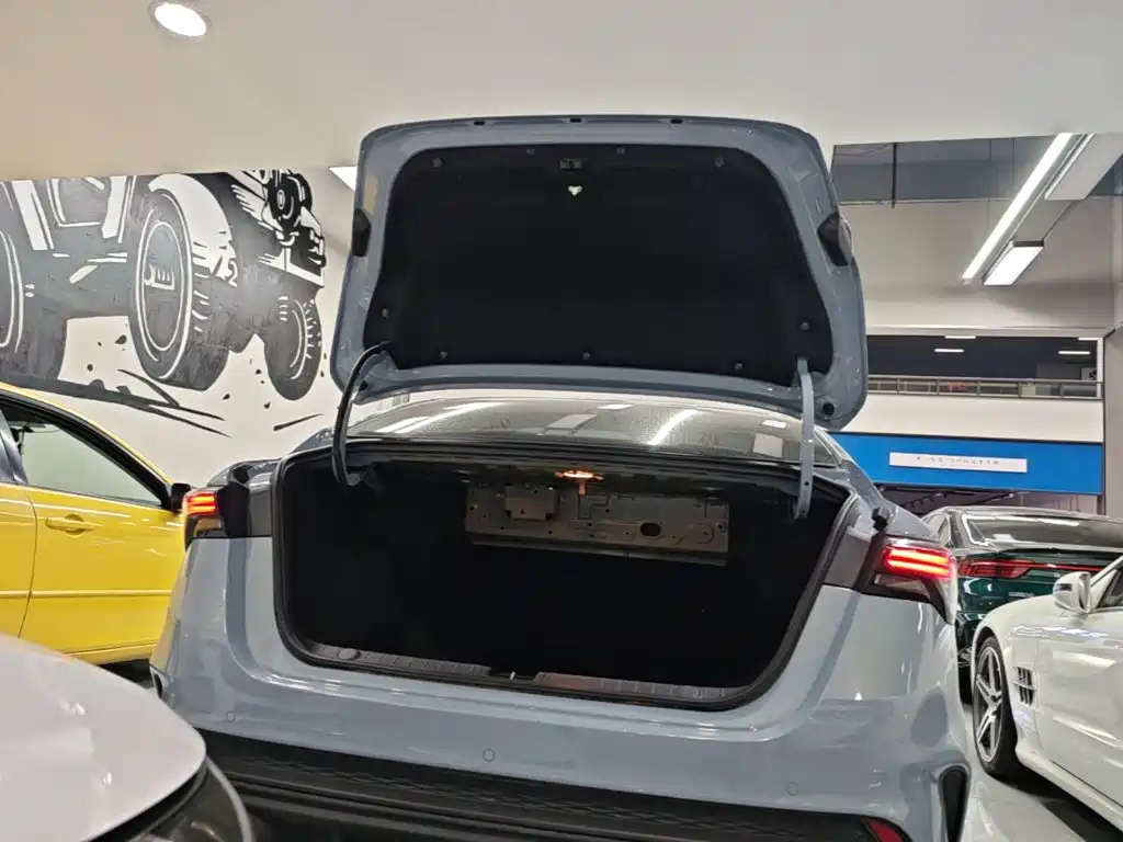 Geely Binrui — миниатюра 19