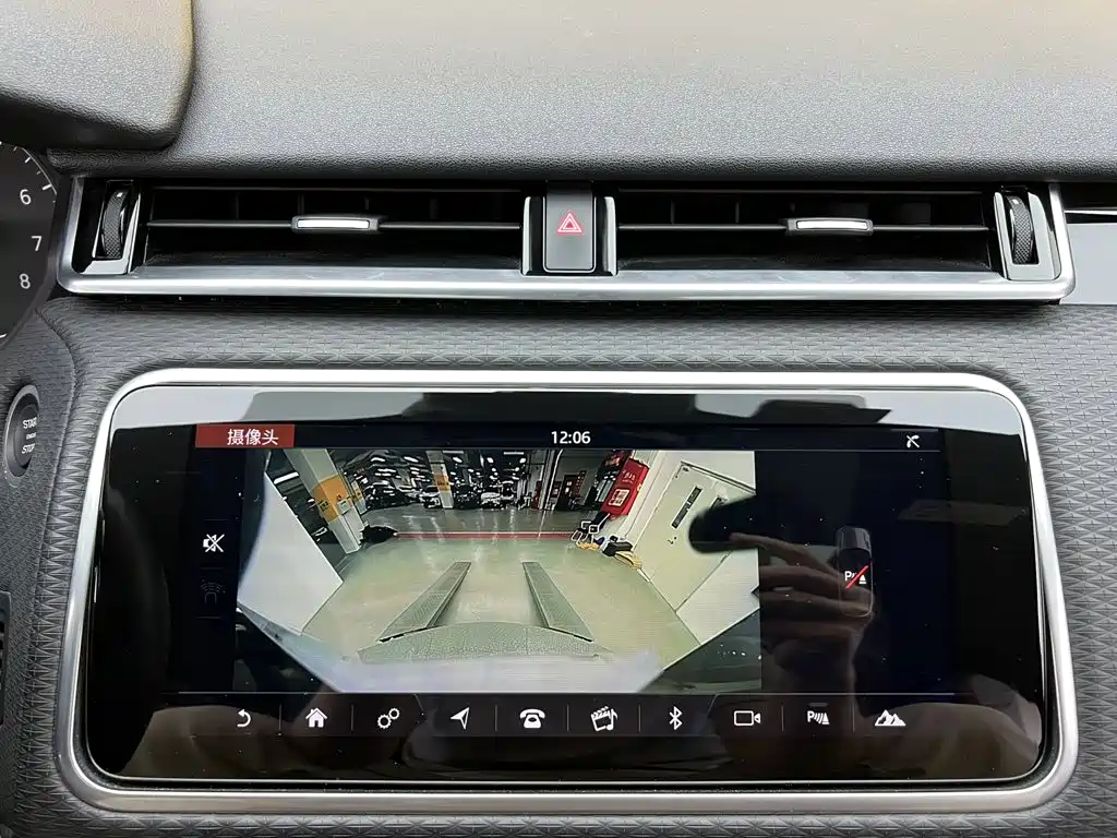 Land Rover Velar — миниатюра 33