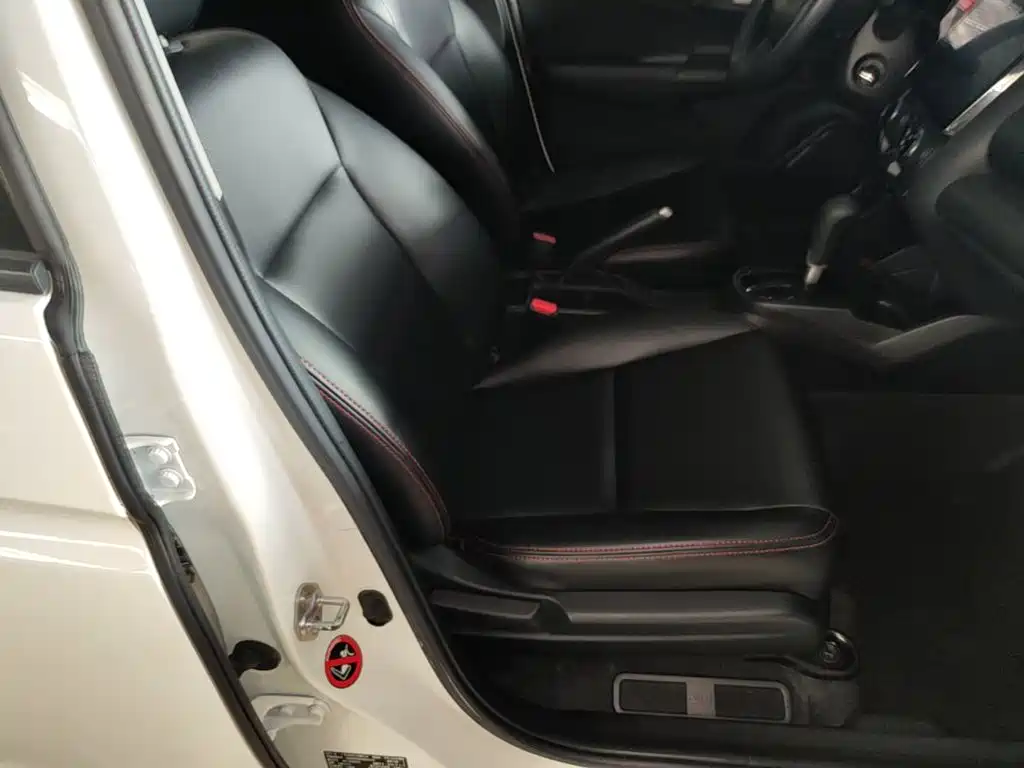 Honda Fit — миниатюра 25