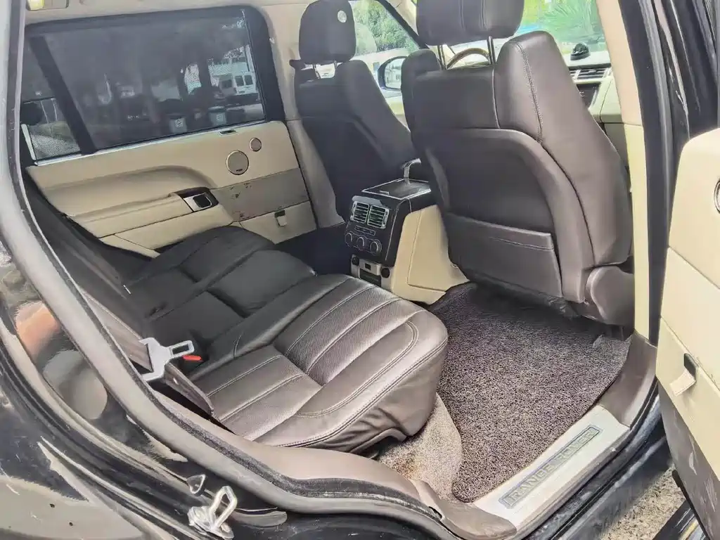 Land Rover Range Rover — миниатюра 5