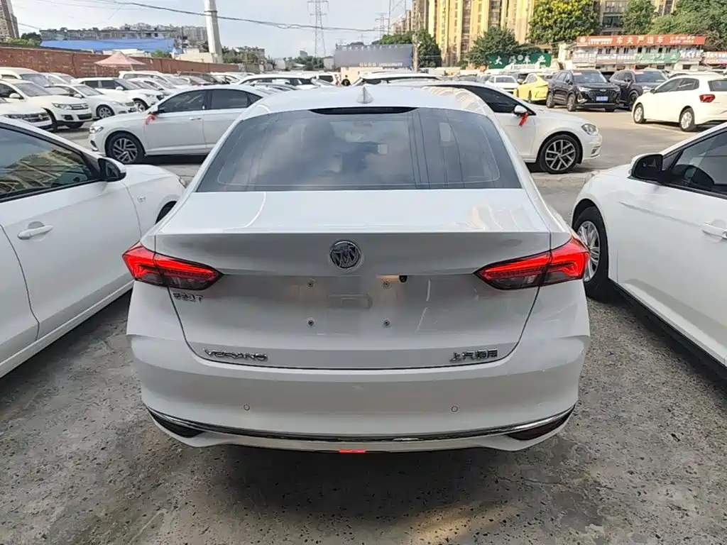 Buick Verano — миниатюра 6