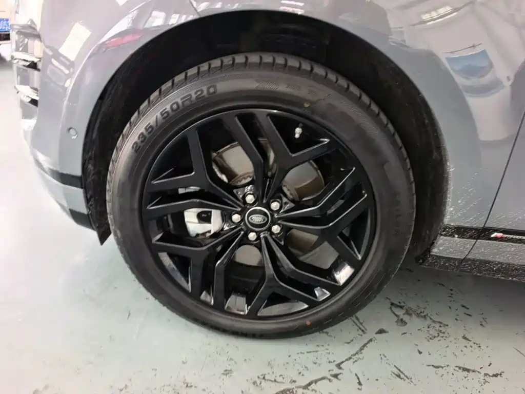 Land Rover Evoque — миниатюра 23