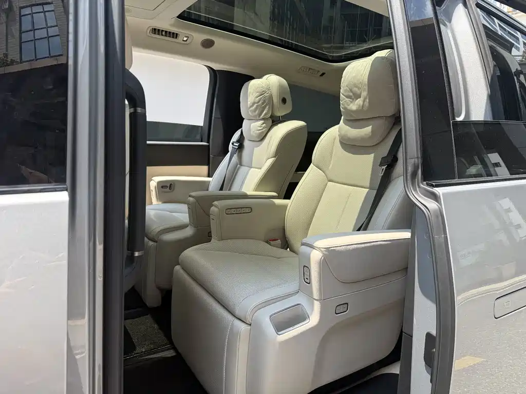 Li Auto Li MEGA — миниатюра 12
