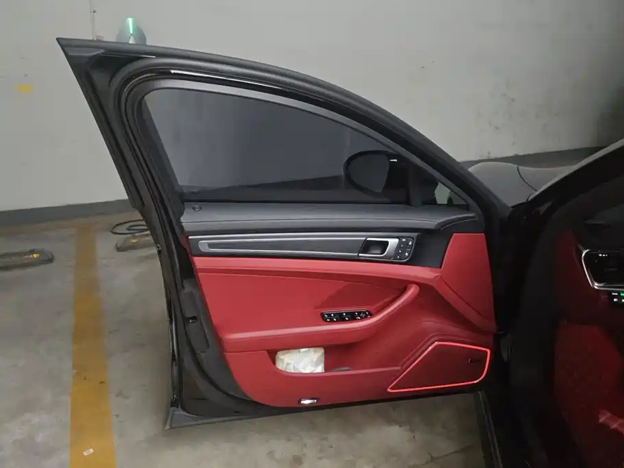 Porsche Panamera Hybrid — миниатюра 7