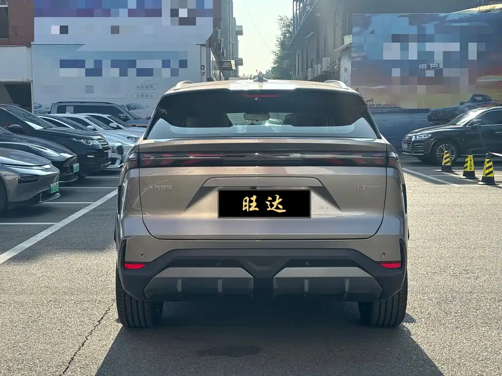 GEELY GALAXY GALAXY L7