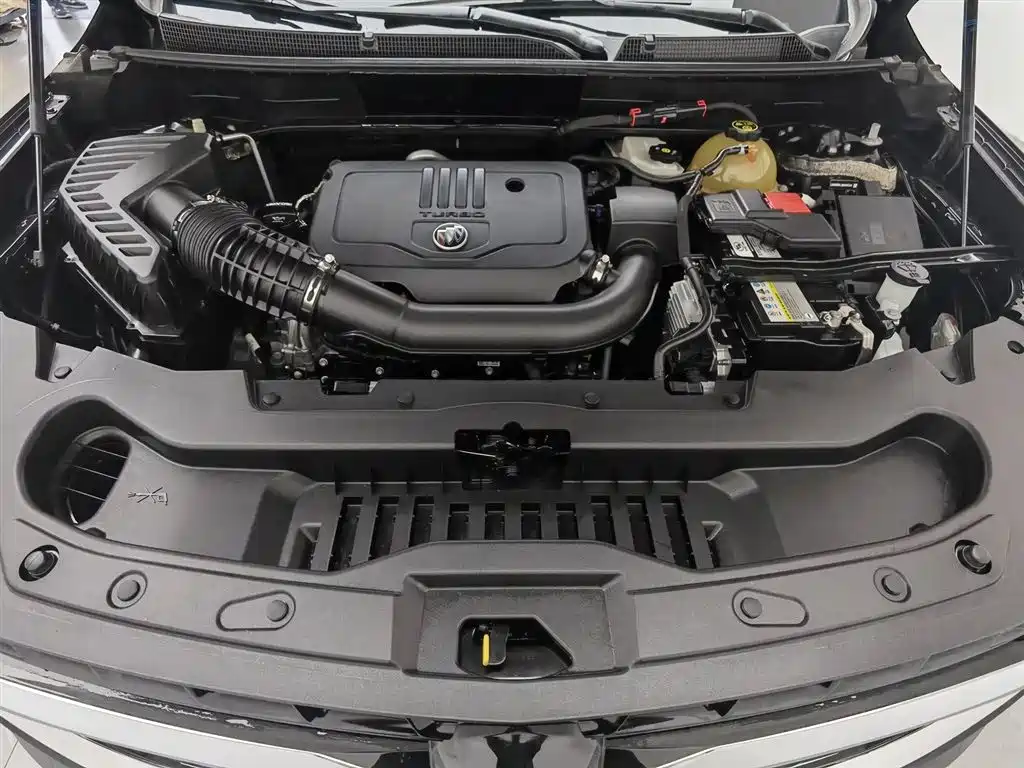 Buick Enclave 2022 652T Luxury 7 мест